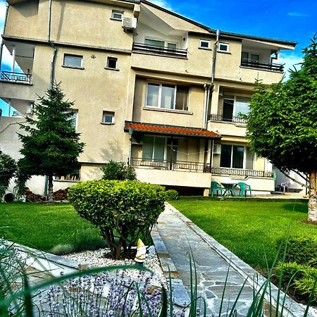 Guestrooms Stoyanovi Černomorec Exterior foto