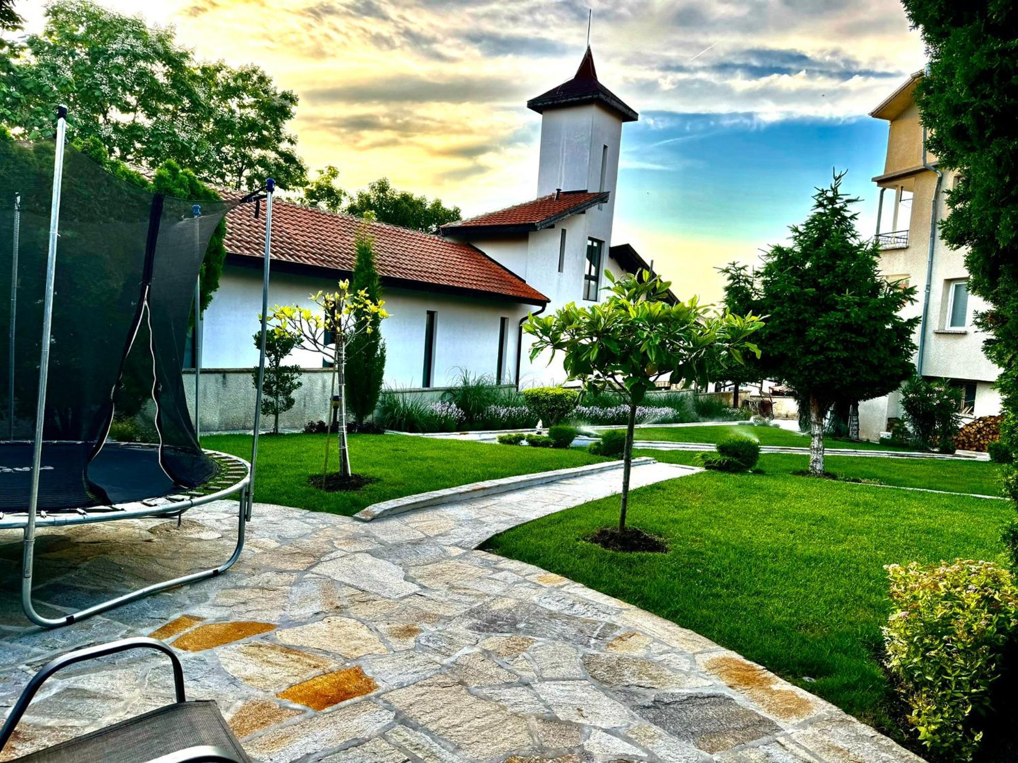 Guestrooms Stoyanovi Černomorec Exterior foto