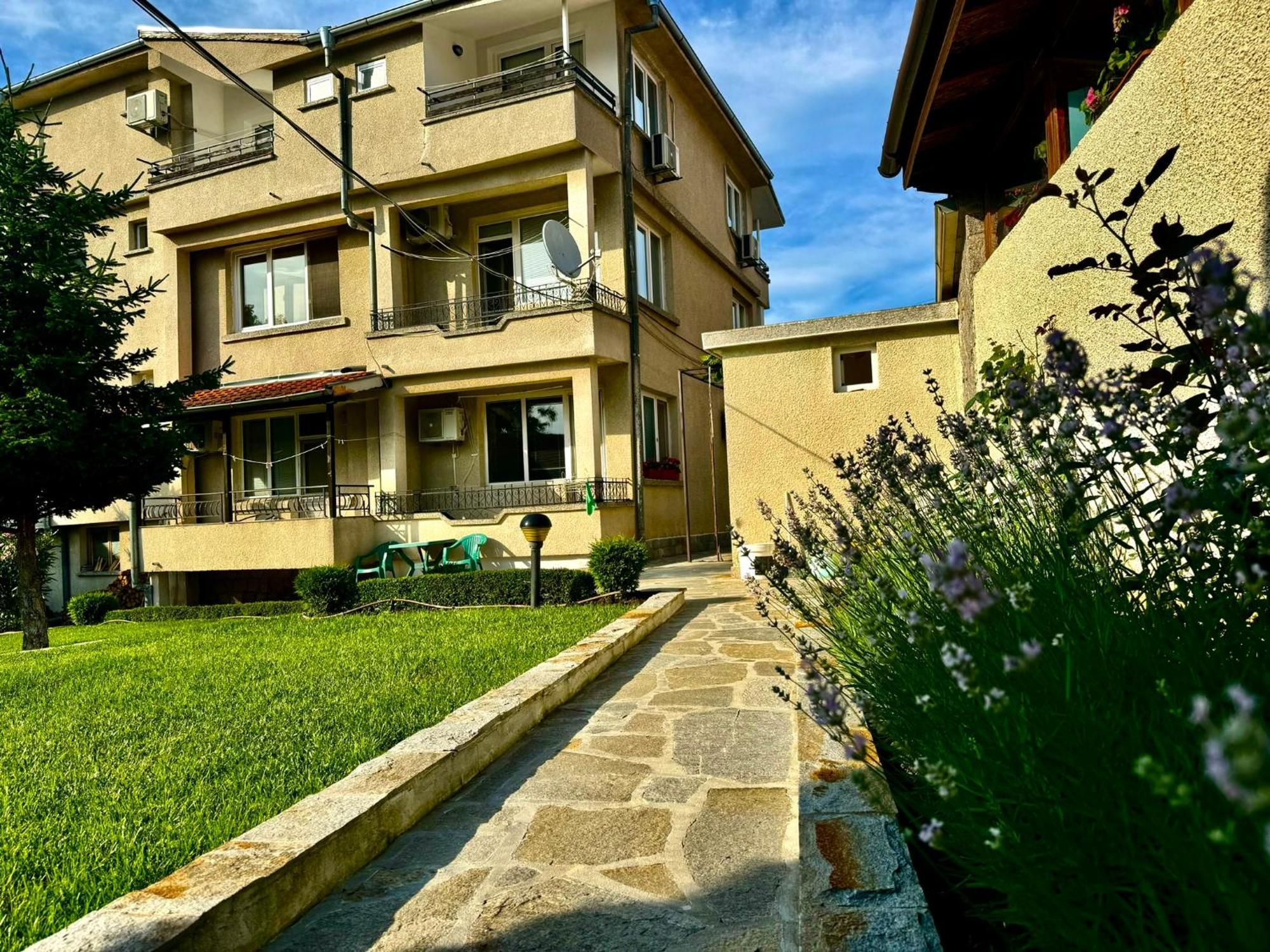 Guestrooms Stoyanovi Černomorec Exterior foto