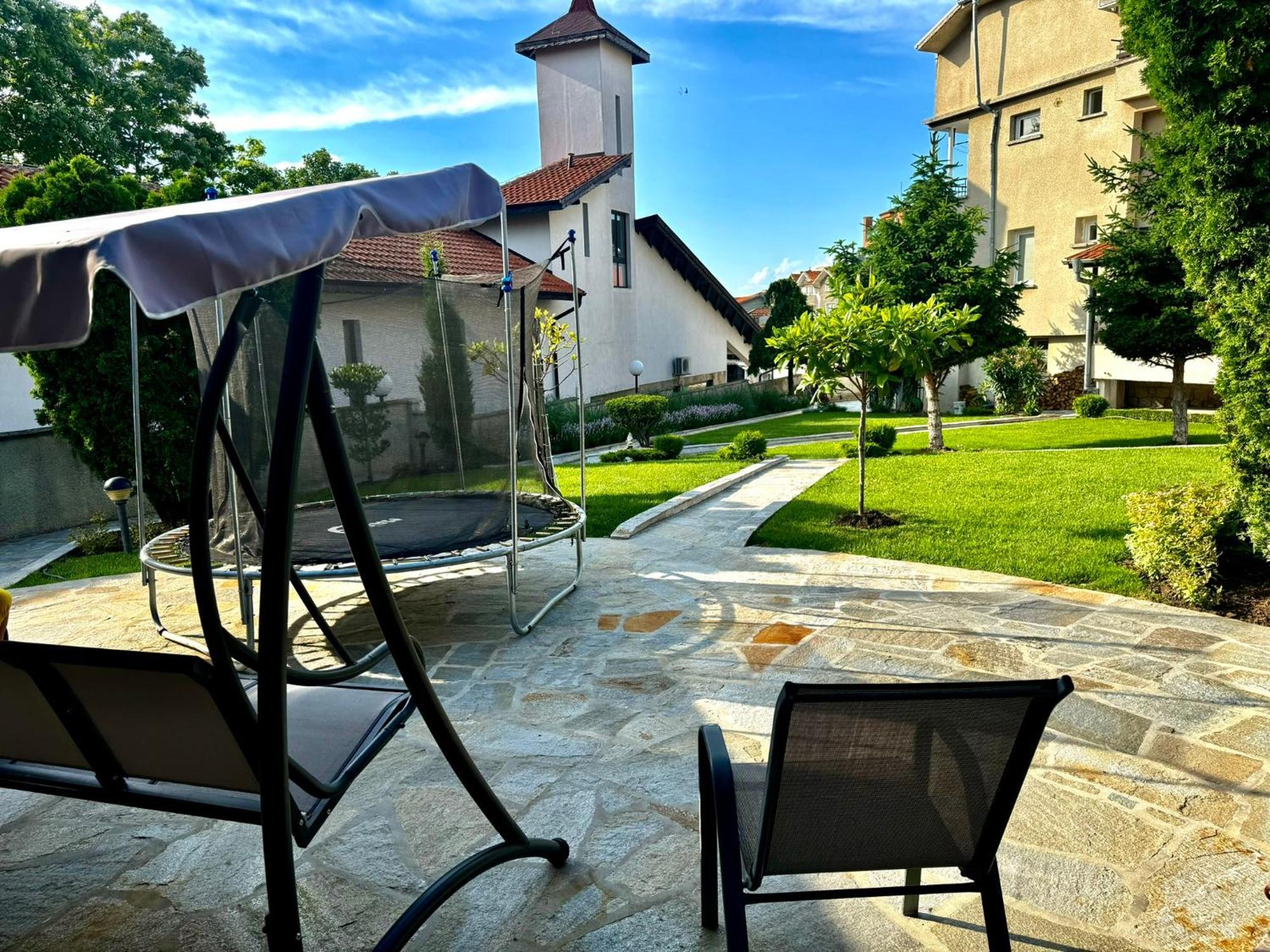 Guestrooms Stoyanovi Černomorec Exterior foto