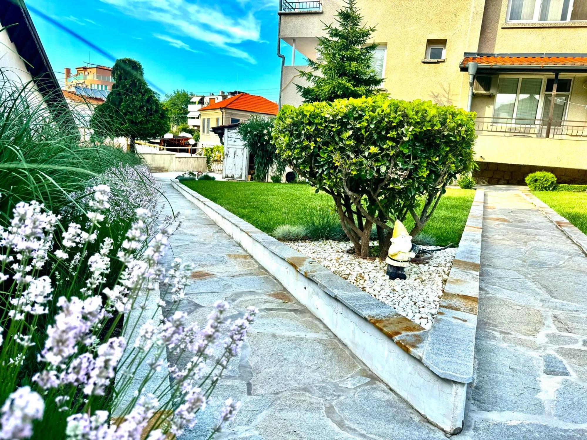 Guestrooms Stoyanovi Černomorec Exterior foto
