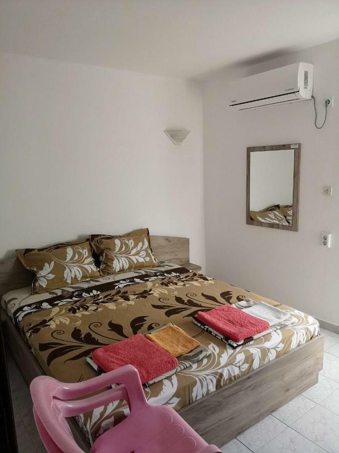 Guestrooms Stoyanovi Černomorec Exterior foto